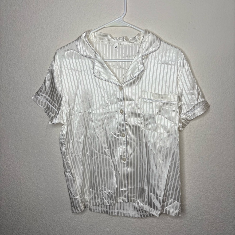 Women's White Striped Sleepwear Set - Picture 2 of 9